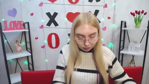 Snapshot of beatriceflyy chatting on February 22, 2025, 2:19 pm BeatriceFlyy online show from February 22, 2025, 2:19 pm