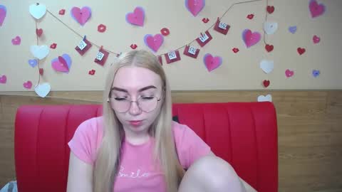 Snapshot of beatriceflyy chatting on February 28, 2025, 1:14 pm BeatriceFlyy online show from February 28, 2025, 1:14 pm