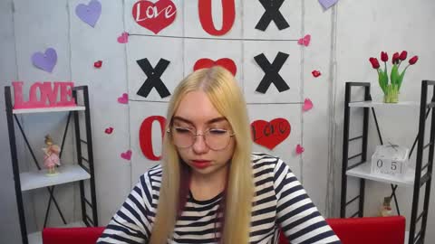 Snapshot of beatriceflyy chatting on March 5, 2025, 1:17 pm BeatriceFlyy online show from March 5, 2025, 1:17 pm