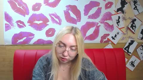 Snapshot of beatriceflyy chatting on September 18, 2025, 2:08 pm BeatriceFlyy online show from September 18, 2025, 2:08 pm