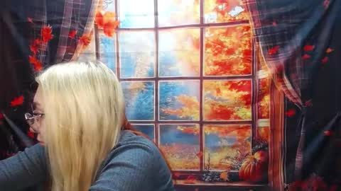 BeatriceFlyy online show from November 11, 2025, 12:49 pm