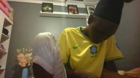 Lil stunner online show from December 15, 2025, 1:21 am