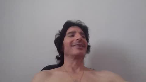 beautifukk online show from January 1, 2025, 5:33 pm