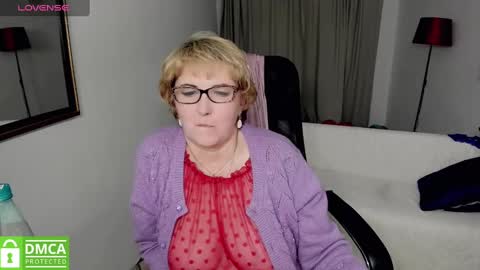 Snapshot of beautiful_lina7 chatting on December 21, 2024, 11:13 pm your Lana online show from December 21, 2024, 11:13 pm