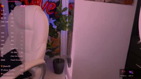 Chleo online show from February 15, 2025, 4:36 am