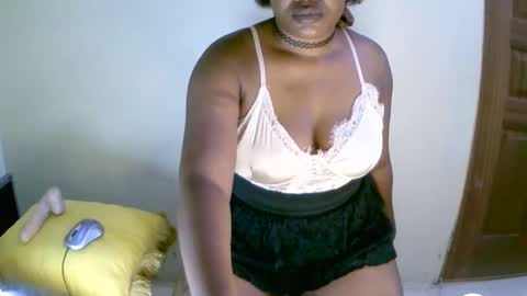 beautifulpeach2 online show from January 23, 2025, 8:04 am