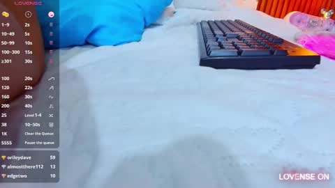 Shalom  online show from February 18, 2025, 11:08 pm