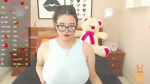Snapshot of beautty_pink chatting on January 17, 2025, 6:44 pm beautty_pink online show from January 17, 2025, 6:44 pm
