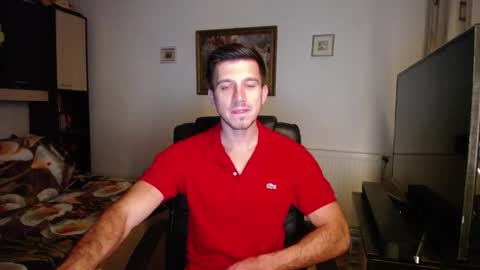 Mia and Jake online show from October 8, 2025, 4:04 pm