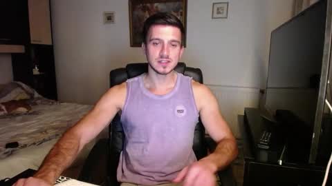 Mia and Jake online show from October 15, 2025, 11:05 pm