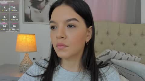 Snapshot of beautyari_ chatting on March 3, 2025, 12:16 pm Ariana Reyes online show from March 3, 2025, 12:16 pm