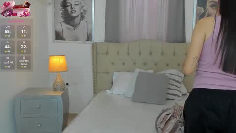 Snapshot of beautyari_ chatting on September 24, 2025, 12:30 pm Ariana Reyes online show from September 24, 2025, 12:30 pm