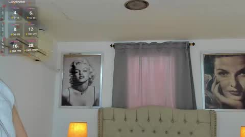 Snapshot of beautyari_ chatting on October 4, 2025, 12:14 pm Ariana Reyes online show from October 4, 2025, 12:14 pm