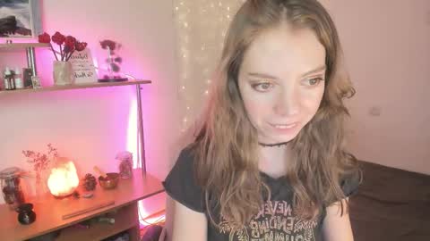 Snapshot of beautyeliise chatting on January 10, 2026, 1:57 pm Eliise online show from January 10, 2026, 1:57 pm