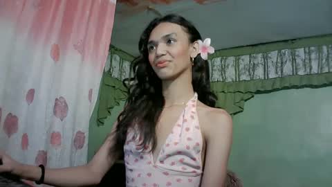 Snapshot of beautyhotasia123 chatting on December 29, 2024, 6:27 pm beautyhotasia123 online show from December 29, 2024, 6:27 pm