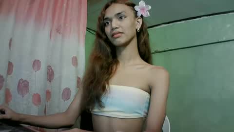 Snapshot of beautyhotasia123 chatting on February 20, 2025, 5:51 pm beautyhotasia123 online show from February 20, 2025, 5:51 pm