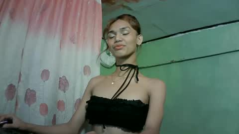 Snapshot of beautyhotasia123 chatting on March 11, 2025, 7:36 pm beautyhotasia123 online show from March 11, 2025, 7:36 pm