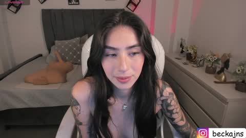 Marzhie online show from January 16, 2025, 8:14 pm