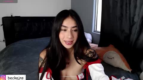 Marzhie online show from January 10, 2026, 10:14 pm