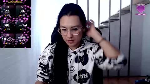 Daniela online show from October 1, 2025, 8:37 pm