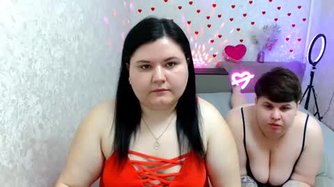 BeckyAndEllen online show from February 18, 2025, 11:00 am