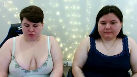 BeckyAndEllen online show from March 19, 2026, 12:53 pm