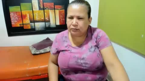Snapshot of beckyummys chatting on January 14, 2025, 11:53 am beckyummys online show from January 14, 2025, 11:53 am