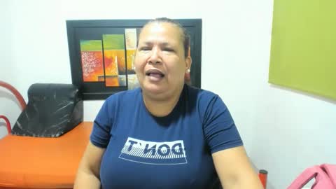 Snapshot of beckyummys chatting on February 14, 2025, 12:03 pm beckyummys online show from February 14, 2025, 12:03 pm