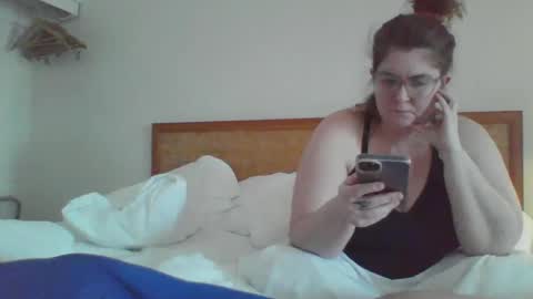 Snapshot of bedbandits chatting on February 22, 2025, 1:13 pm Bedbandits69 online show from February 22, 2025, 1:13 pm