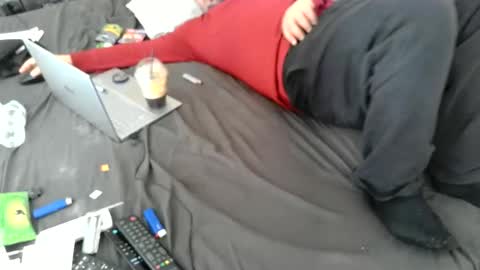 bedroomvibe online show from February 14, 2025, 10:38 am