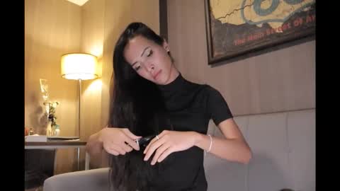 bee_thai online show from March 7, 2026, 7:00 pm