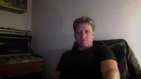 Snapshot of beefeater_7 chatting on October 10, 2025, 9:14 pm beefeater_7 online show from October 10, 2025, 9:14 pm