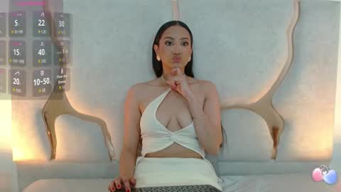 BELLA online show from September 22, 2025, 2:41 pm