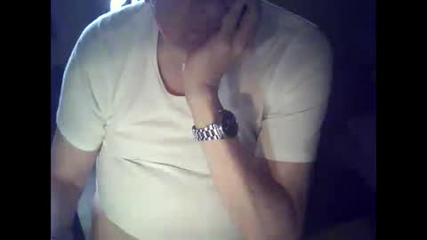 bekklove1 online show from March 4, 2026, 2:45 pm