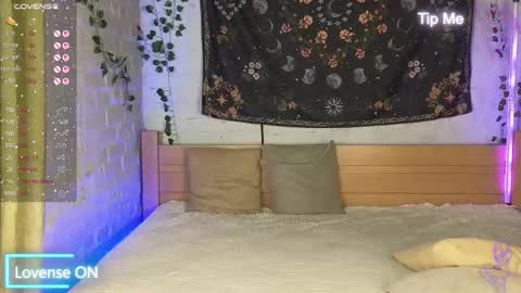 Bekky online show from October 15, 2025, 3:17 am