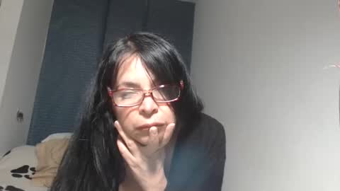 Snapshot of bela48 chatting on December 15, 2024, 11:55 am bela48 online show from December 15, 2024, 11:55 am