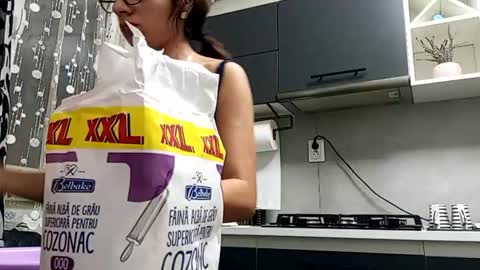 Snapshot of bela747741 chatting on December 29, 2024, 4:08 pm kevin and Bella online show from December 29, 2024, 4:08 pm