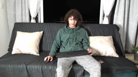 Snapshot of belamiramil chatting on January 17, 2025, 4:17 am independent model online show from January 17, 2025, 4:17 am