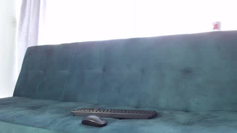 Snapshot of belamiramil chatting on January 17, 2025, 10:12 pm independent model online show from January 17, 2025, 10:12 pm