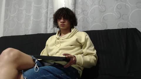 Snapshot of belamiramil chatting on January 18, 2025, 1:19 am independent model online show from January 18, 2025, 1:19 am