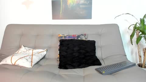 Snapshot of belamiramil chatting on February 27, 2025, 2:42 am independent model online show from February 27, 2025, 2:42 am