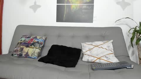 Snapshot of belamiramil chatting on March 10, 2025, 1:45 am independent model online show from March 10, 2025, 1:45 am