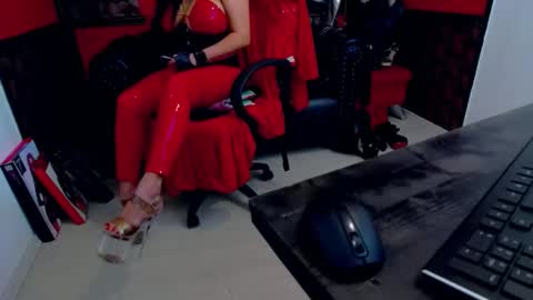 BelatrixDomme online show from March 6, 2025, 6:19 am