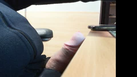 belgianfatcock online show from January 3, 2025, 4:27 pm