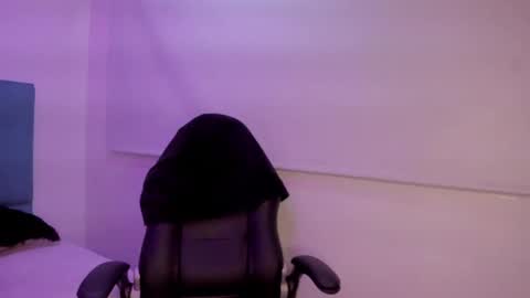 Snapshot of belinda_ws chatting on September 26, 2025, 3:54 am Bella online show from September 26, 2025, 3:54 am