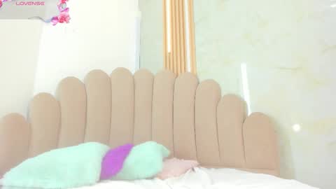 Belkilima  online show from January 14, 2026, 8:47 pm