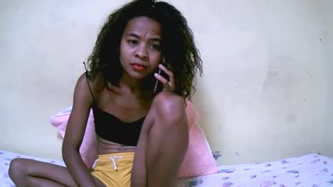 Snapshot of bella193999 chatting on December 11, 2024, 4:09 pm bella193999 online show from December 11, 2024, 4:09 pm