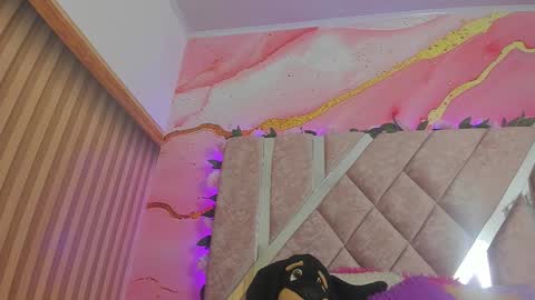 Melanie  online show from February 11, 2026, 10:31 am