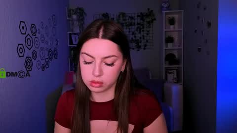 Bella online show from May 21, 2026, 9:16 am