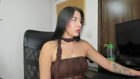 Snapshot of bella_es chatting on April 30, 2026, 4:19 am Onlyfans isa bella 23 online show from April 30, 2026, 4:19 am